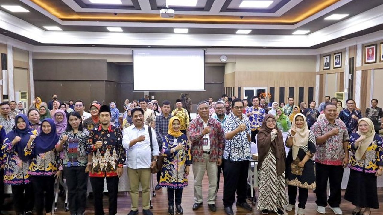 Aplikasi SiJaka di Surabaya percepat birokrasi digital, targetkan sistem zero paper dan hemat anggaran hingga Rp7,2 miliar per tahun untuk ATK.