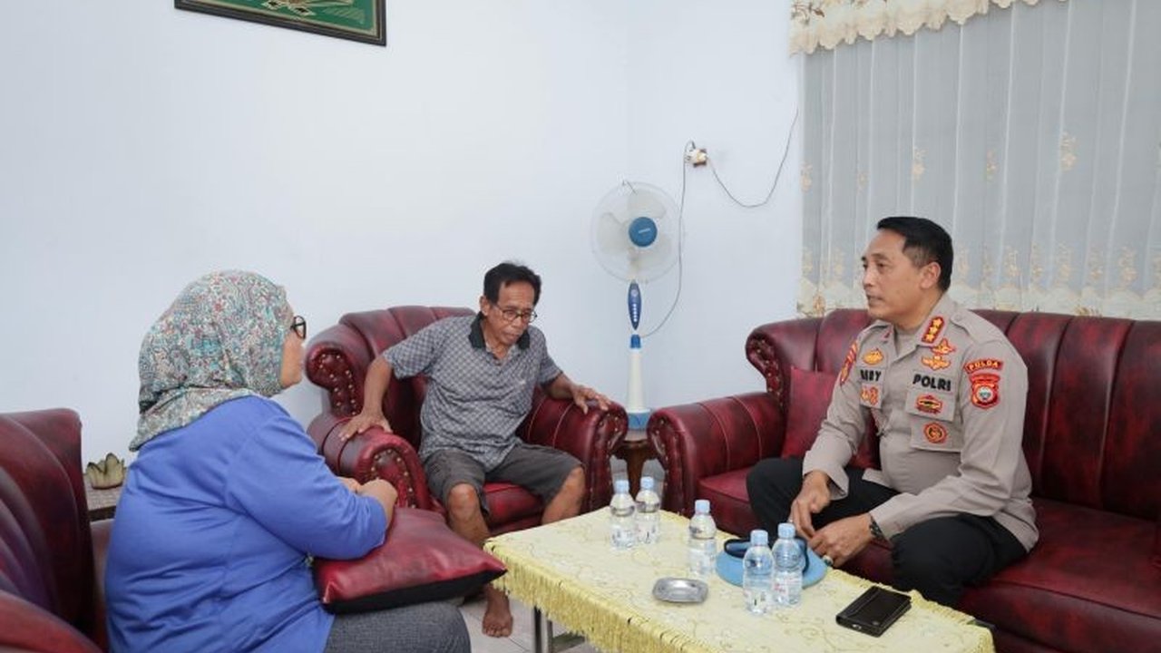 Polda Maluku Utara berkomitmen menangani transparan dugaan penipuan umroh yang melibatkan oknum polisi,  menjamin keadilan bagi korban dan menjaga kepercayaan publik.