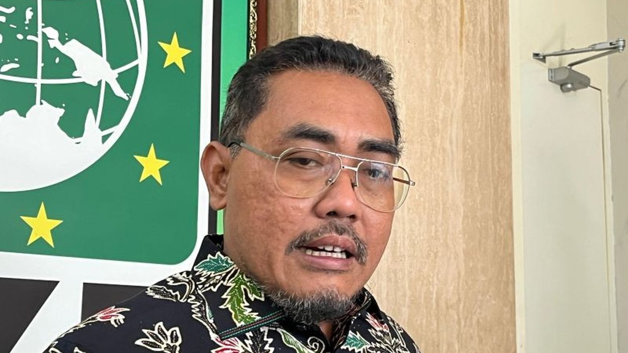 Wakil Ketua Umum PKB Jazilul Fawaid mendorong sinergi pemerintah pusat dan daerah agar kepala daerah yang diusung PKB tidak mengecewakan rakyat serta mendukung pemerintahan Presiden Prabowo Subianto.