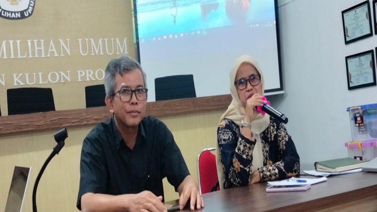 Komisi Pemilihan Umum (KPU) DIY berhasil meraih peringkat pertama indeks kepatuhan etik penyelenggara pemilu se-Indonesia dengan nilai 85, menunjukkan komitmen tinggi dalam menjalankan pesta demokrasi.