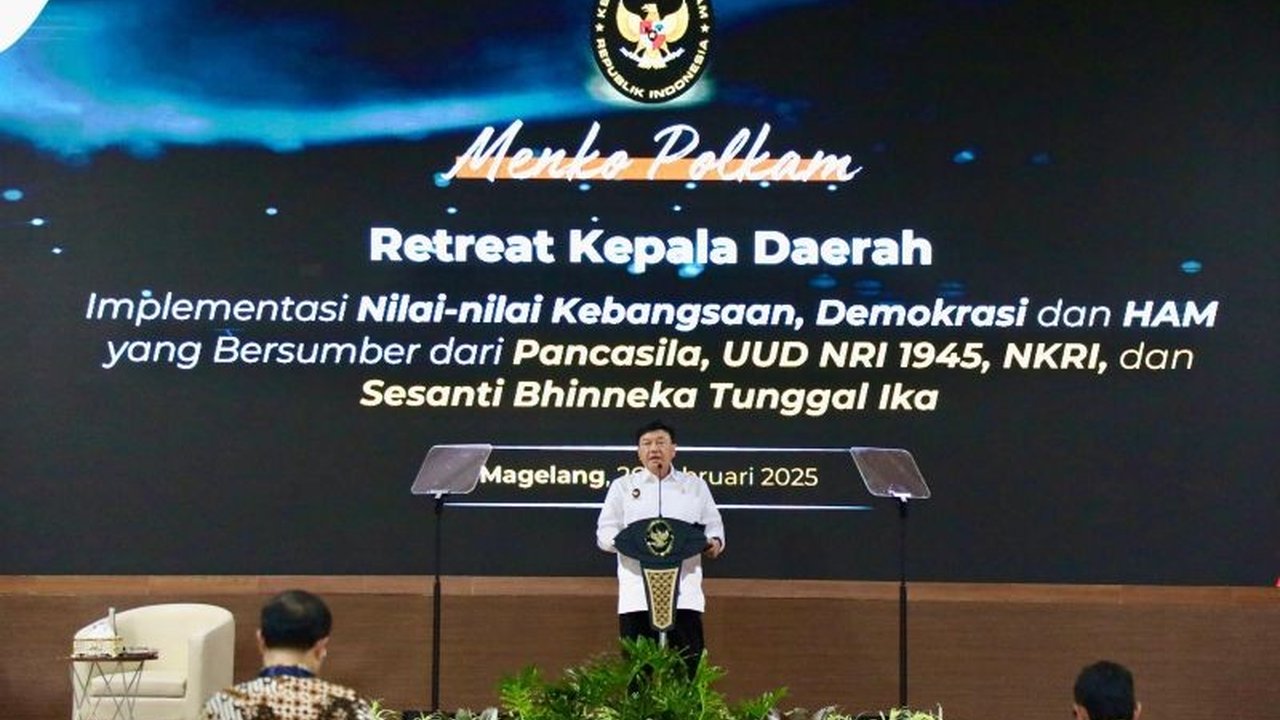 Menteri Koordinator Bidang Politik dan Keamanan Budi Gunawan menekankan pentingnya stabilitas politik dan keamanan sebagai prasyarat utama kemajuan bangsa dan mendorong kepala daerah untuk aktif berkoordinasi dengan pemerintah pusat.