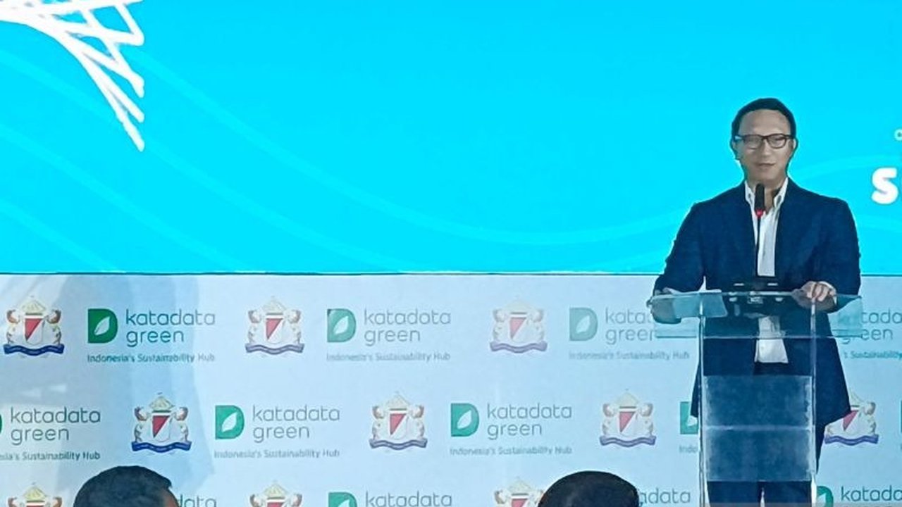 Kadin Indonesia telah menerima proposal pembangunan Pembangkit Listrik Tenaga Nuklir (PLTN) dari Amerika Serikat, China, dan Rusia, ditargetkan beroperasi pada 2032.