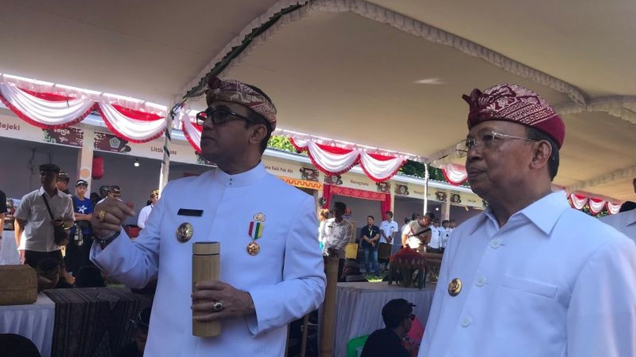 Gubernur Bali Wayan Koster umumkan pembangunan jalan dan underpass baru di Denpasar senilai Rp5 triliun untuk mengatasi kemacetan, termasuk proyek Sunset Road-Mahendradata dan infrastruktur pendukung lainnya.