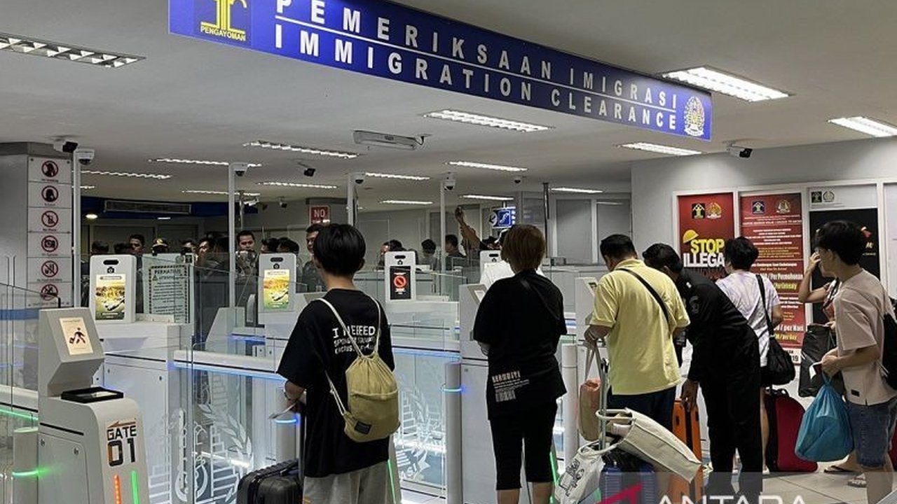 Anggota Komisi XIII DPR RI, Prana Putra Sohe, mendesak pemerintah meningkatkan layanan imigrasi di daerah tertinggal, terdepan, dan terluar (3T) serta di wilayah seperti Lubuklinggau, Sumatera Selatan, guna mempermudah akses masyarakat terhadap layanan ke