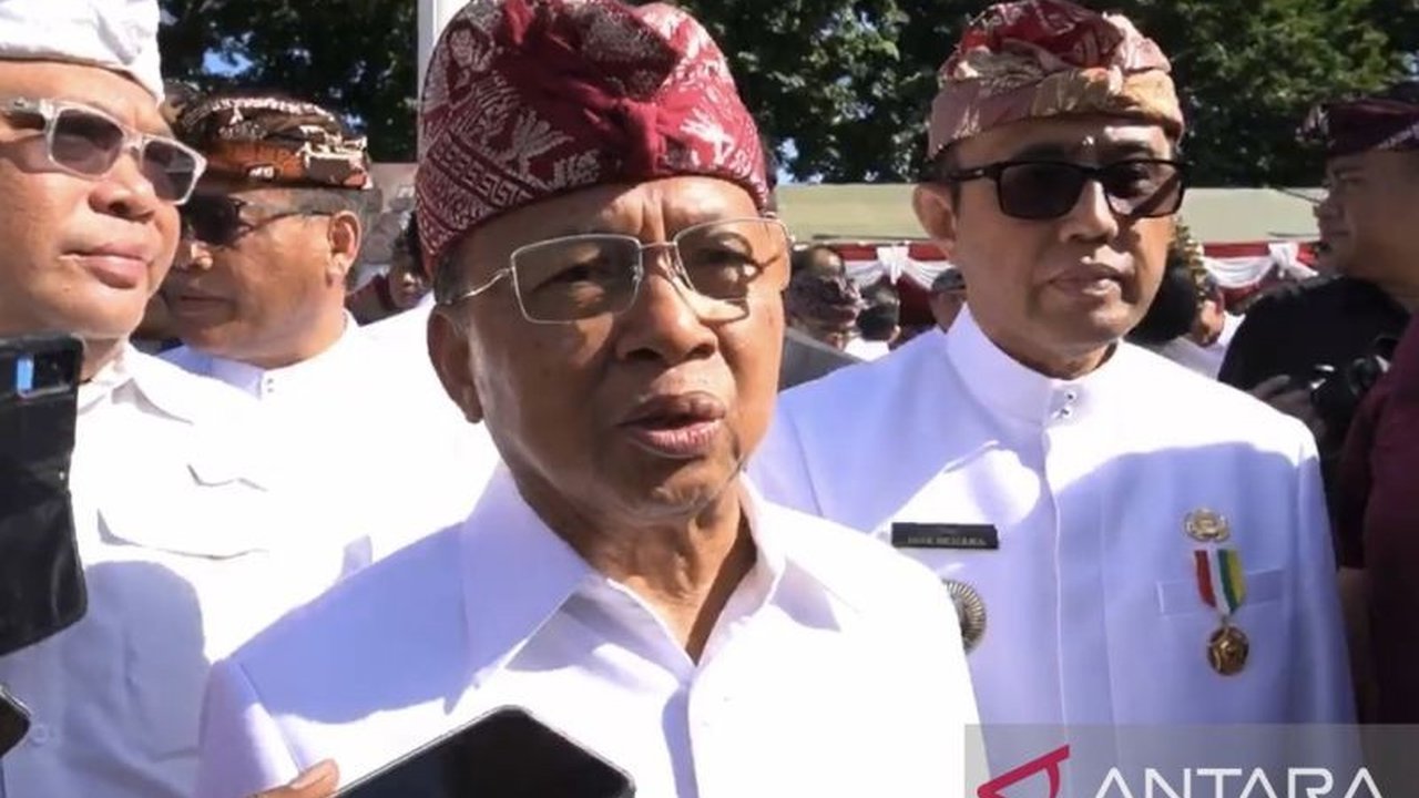 Gubernur Bali, Wayan Koster, memprioritaskan pengoperasian kembali Trans Metro Dewata (TMD) menggunakan dana APBD Perubahan 2025 setelah bus tersebut berhenti beroperasi sejak Januari 2025.