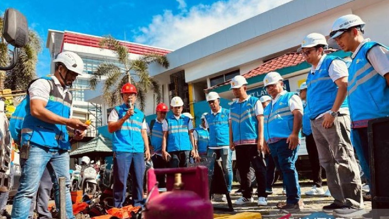 PLN NTB kerahkan 1.957 personel, 93 unit peralatan, dan 326 kendaraan untuk memastikan pasokan listrik andal selama Ramadhan dan Idul Fitri 2025.