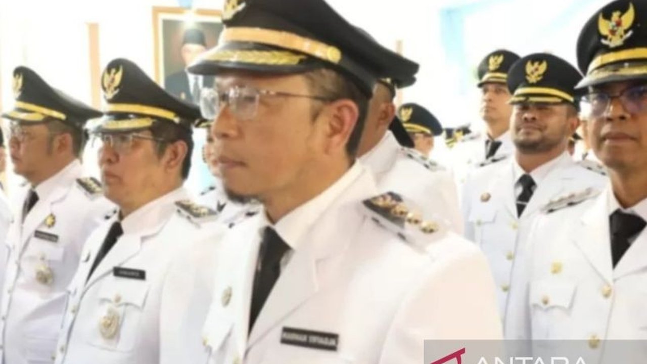 Pemerintah Kabupaten Bangka Tengah fokus kembangkan Bukit Pading, Danau Kaolin, dan Pantai Tanjung Berikat sebagai destinasi wisata unggulan pada 2025 untuk mendongkrak perekonomian daerah.