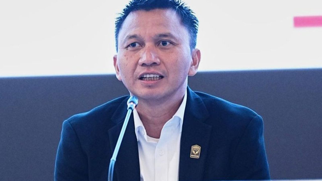 Perbasi menggelar kejuaraan nasional bola basket antarklub KU-16 dan KU-18 di Surabaya untuk memperkuat pembinaan atlet muda dan menjaring bibit unggul bagi tim nasional.