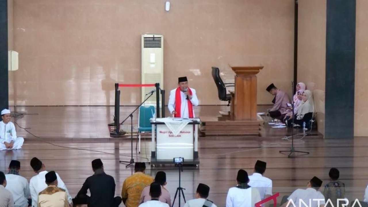 Dinas Pendidikan Solok bersama Kemenag Kota Solok menggelar Tarhib Ramadhan untuk meningkatkan pemahaman dan persiapan masyarakat dalam menjalankan ibadah puasa.