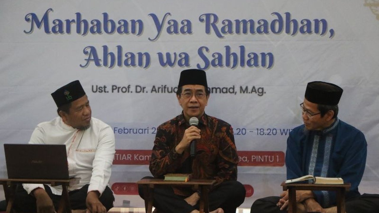 Universitas Hasanuddin (Unhas) menggelar Gerakan Unhas Mengkaji dan Salat Berjamaah (GUMSB) untuk memperkuat spiritual dan akademik mahasiswa menjelang Ramadhan, menekankan pentingnya konsistensi ibadah dan pengamalan nilai-nilai Al-Quran.