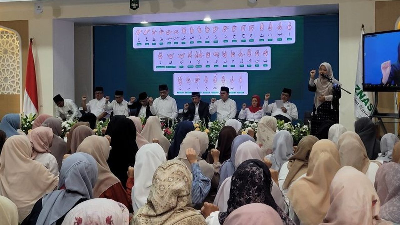 Mushaf Al-Qur'an Isyarat: Cahaya Zakat Menembus Sunyi Teman Tuli