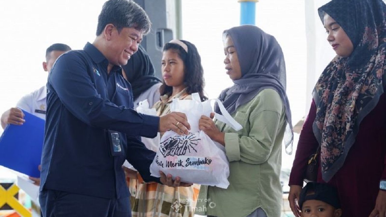 PT Timah Tbk salurkan paket makanan tambahan bagi ibu hamil dan anak stunting di Kelurahan Nelayan II, Bangka, sebagai upaya peningkatan kualitas SDM di sekitar area tambang.
