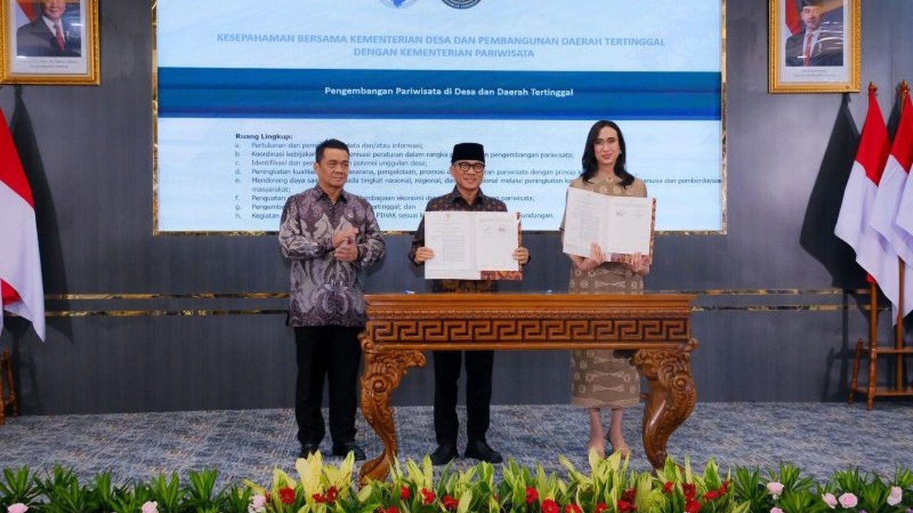 Kementerian Pariwisata dan Kementerian Desa berkolaborasi untuk mengembangkan desa wisata, meningkatkan perekonomian desa, dan memberdayakan masyarakat, selaras dengan visi pembangunan dari desa.