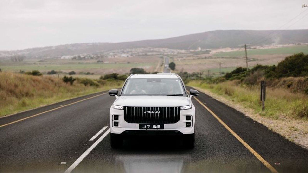 SUV PHEV Jaecoo J7 SHS sukses melewati uji ketahanan ekstrem 'South Africa Safari Drive', membuktikan ketangguhan dan efisiensi teknologi hybridnya.
