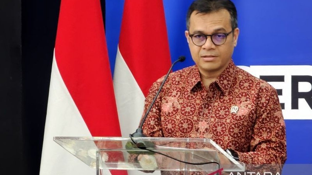 Pemerintah mengintegrasikan UU Pelindungan Data Pribadi (PDP) dan UU ITE terbaru untuk melindungi anak di ruang digital dari kejahatan siber seperti perundungan dan eksploitasi.