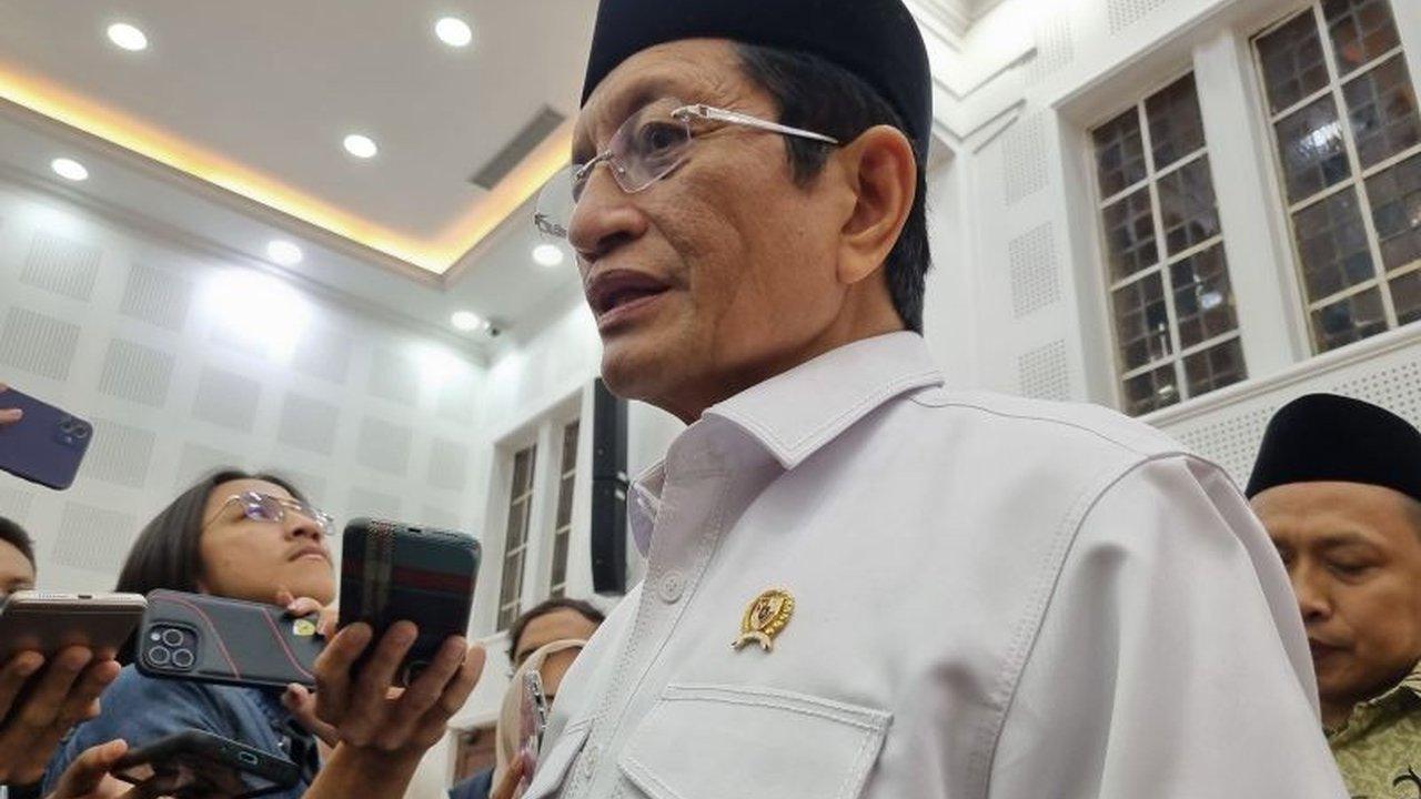 Indonesia memulai Ramadhan 1446 H lebih awal dari Brunei dan Singapura karena perbedaan dalam pemantauan hilal, meskipun menggunakan metode yang sama.