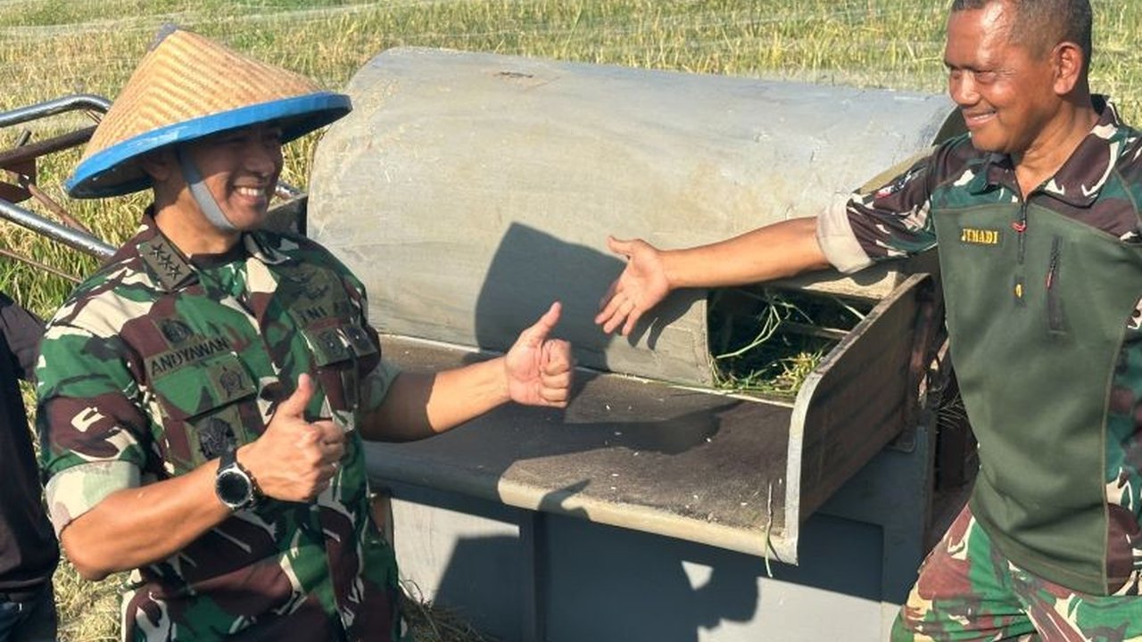 Wakil KSAU Marsekal Madya TNI Andyawan Martono Putra mengungkapkan kerja sama TNI AU dan Kementan dalam edukasi ketahanan pangan, melibatkan anggota TNI AU, warga sekitar, dan pemilihan varietas padi Inpari 32.