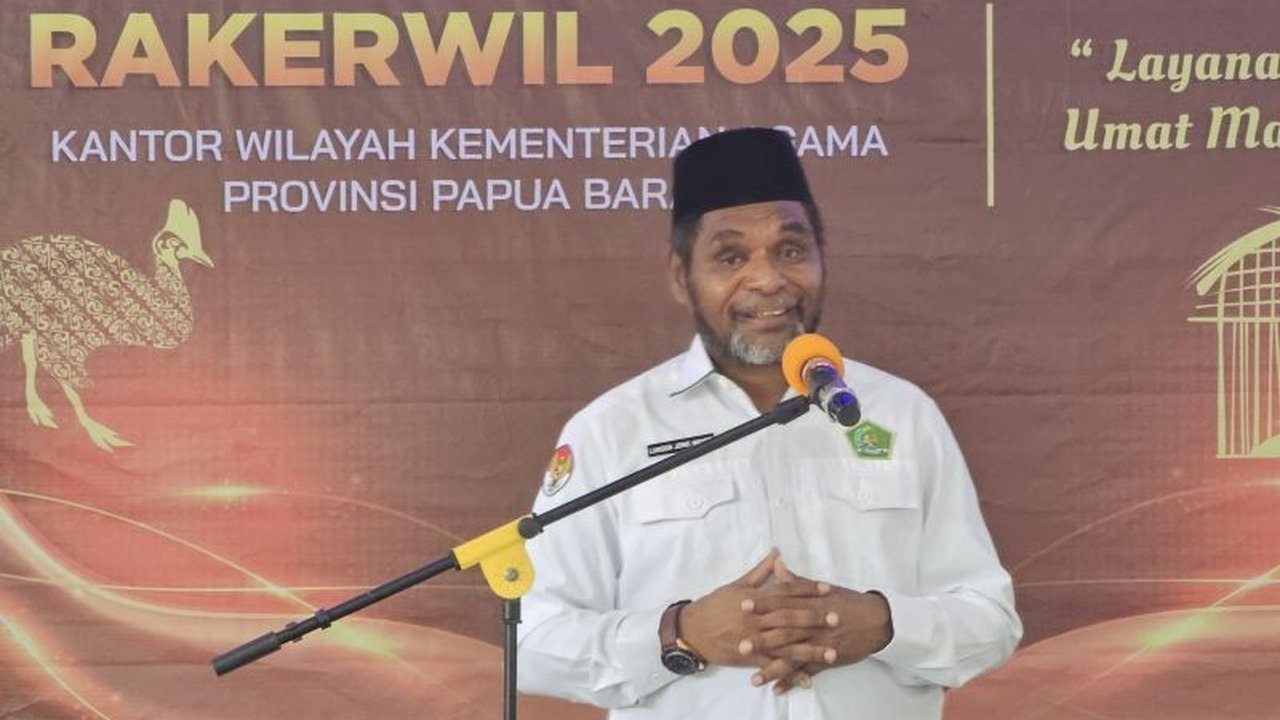 Kemenag Papua Barat mengajak seluruh masyarakat menjaga keamanan dan ketertiban selama Ramadhan 1446 H untuk menciptakan suasana ibadah yang kondusif dan damai, menghargai keberagaman serta memperkuat moderasi beragama.