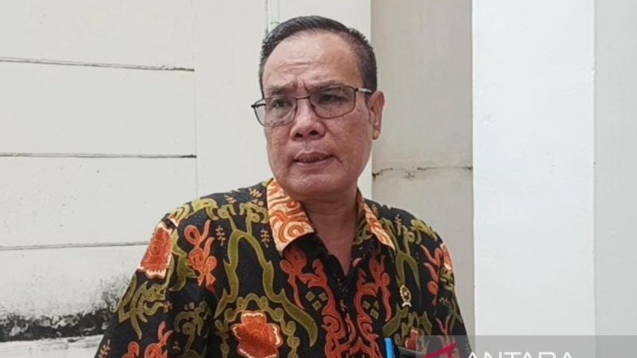 Mantan Gubernur Bengkulu, Rohidin Mersyah, akan menjalani sidang dugaan suap di PN Bengkulu setelah ditahan KPK selama 120 hari terkait kasus suap dan gratifikasi senilai Rp7 miliar.