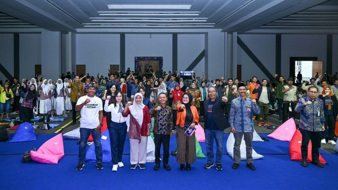 Kemendikbudristek tekankan pentingnya pendidikan karakter berbasis green skills untuk menciptakan generasi muda peduli lingkungan dan mendorong keberlanjutan.