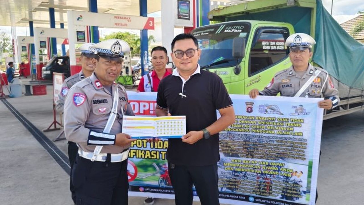 Satlantas Polresta Palangka Raya gencar mengedukasi masyarakat tentang bahaya knalpot bising dan balap liar, menindak tegas pelanggar dengan tilang sesuai UU LLAJ.