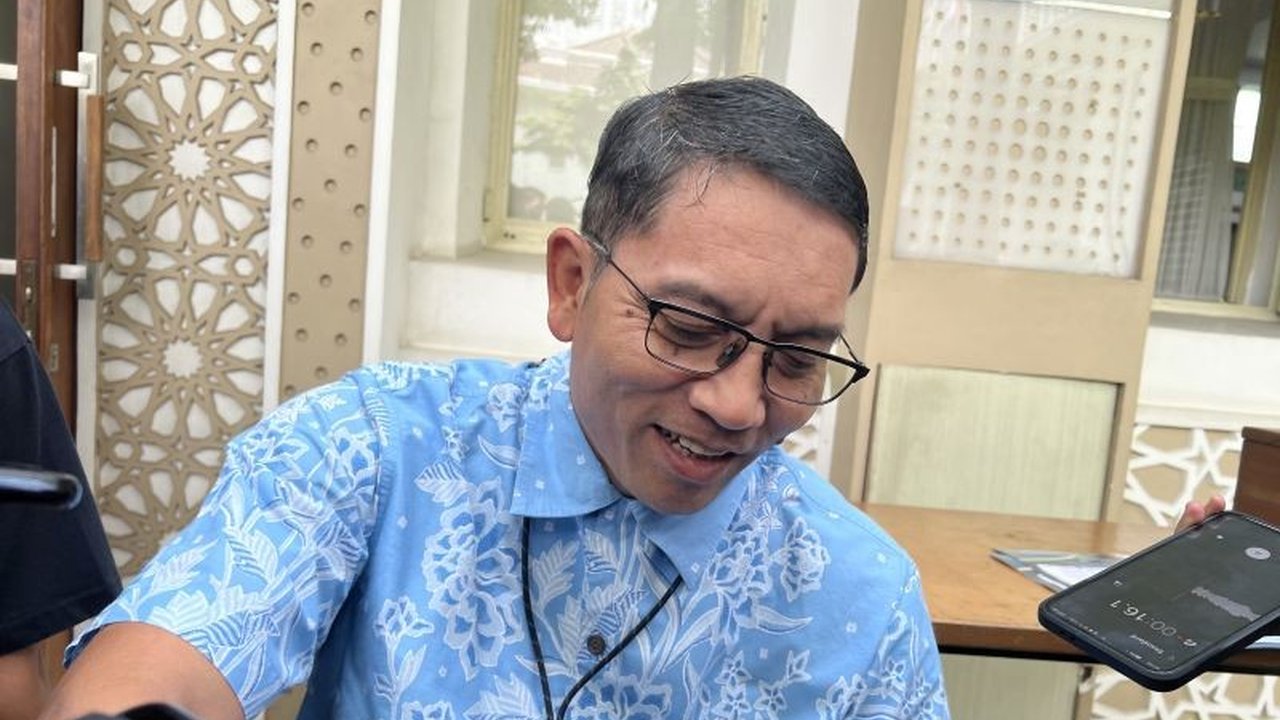 Kementerian ESDM menyatakan siap menjalankan arahan Presiden Prabowo Subianto untuk menolak skema power wheeling demi menjaga kendali kelistrikan Indonesia di tangan pemerintah.