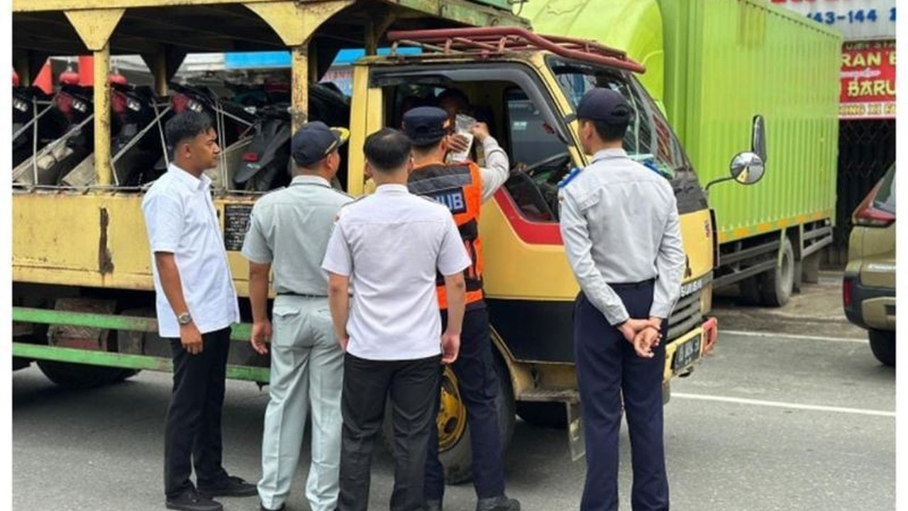 Pemkot Singkawang Permudah Warga Bayar Pajak Lewat Layanan Keliling