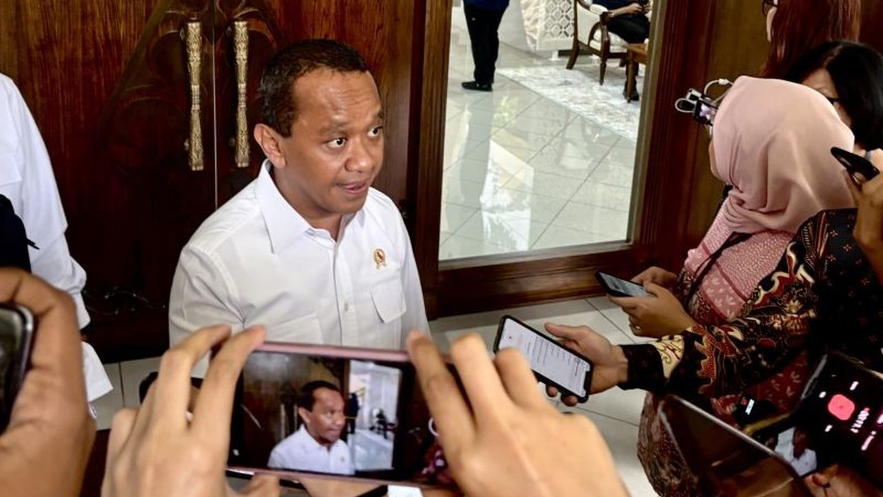 Menteri ESDM Bahlil Lahadalia menyatakan Harga Gas Bumi Tertentu (HGBT) kemungkinan tak lagi US$6 per MMBtu, namun tetap untuk tujuh sektor industri, dengan evaluasi tahunan dan kemungkinan perpanjangan lima tahun.