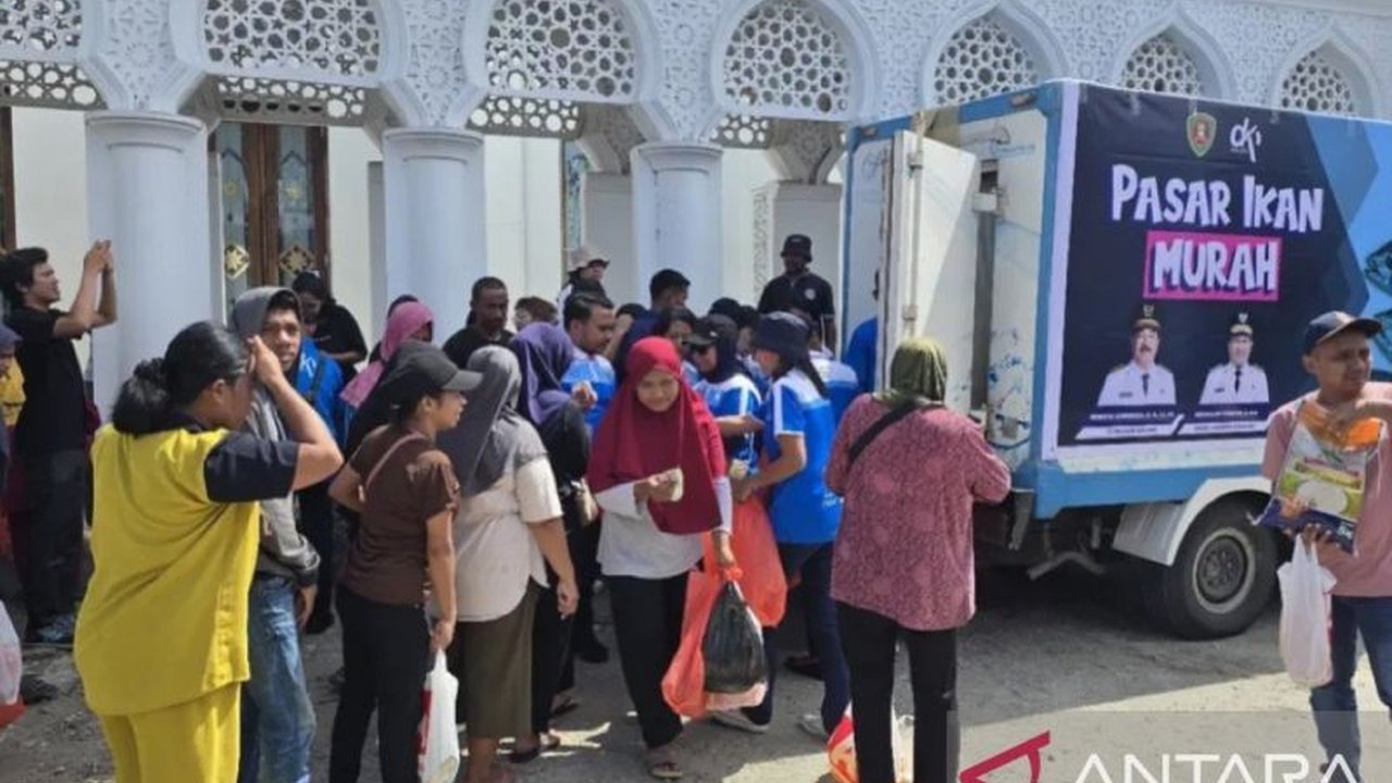 Pemerintah Maluku menggelar bazar ikan cakalang murah Rp10.000 per ekor untuk membantu masyarakat memenuhi kebutuhan protein hewani jelang Ramadhan 2025.