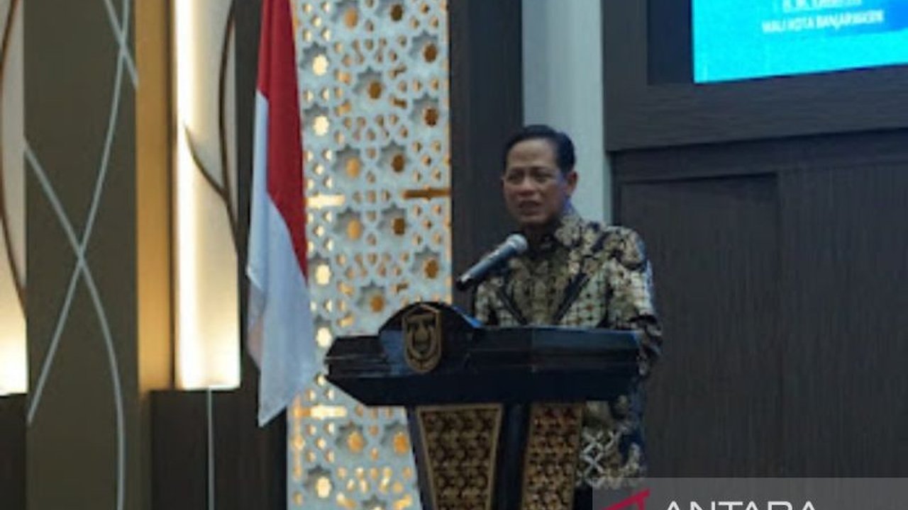 Kementerian Lingkungan Hidup mengawasi ketat penutupan TPAS Basirih Banjarmasin yang tercemar parah dan mendorong kolaborasi pemerintah, swasta, dan masyarakat dalam pengelolaan sampah berkelanjutan.