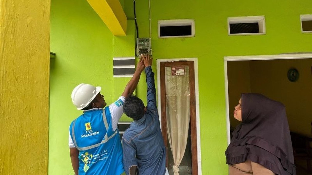 PLN berhasil menyediakan akses listrik 24 jam di lima pulau di Kepulauan Banda, Maluku Tengah,  memberikan akses listrik kepada lebih dari 2.600 pelanggan dan mendukung peningkatan kualitas hidup masyarakat.