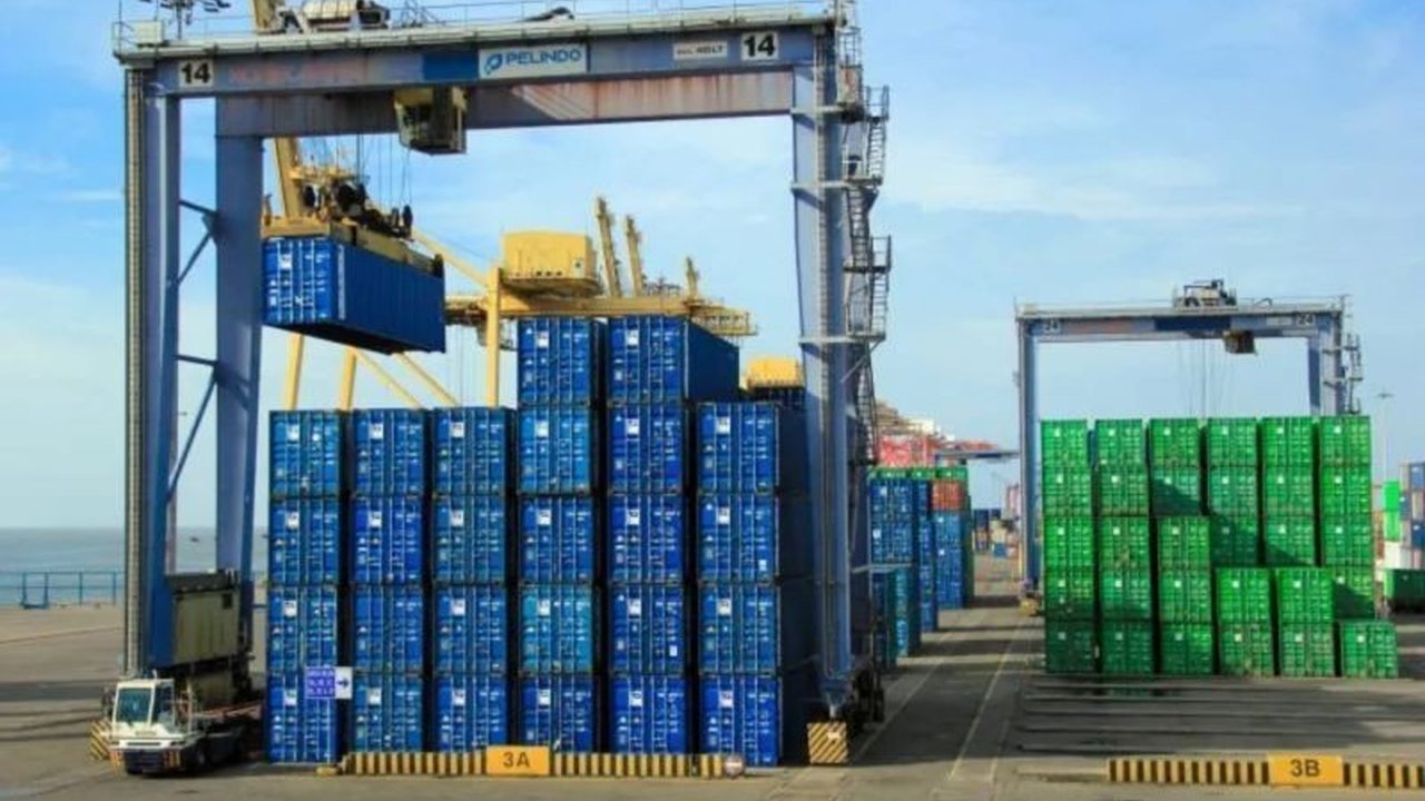 Pemerintah Aceh melalui Wagub Fadhlullah mengirim surat resmi ke Bea Cukai Sumut terkait tertahannya barang investor di Pelabuhan Belawan selama hampir sebulan, menghambat investasi di Sabang.