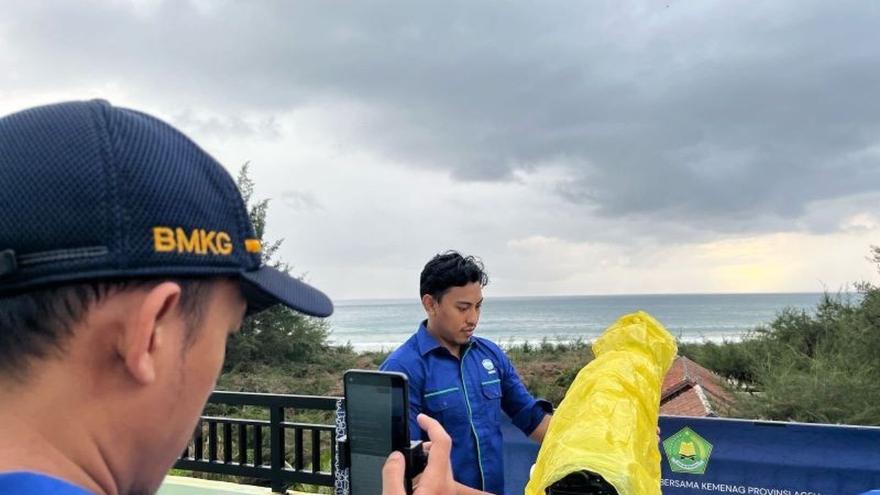 Pemantauan hilal di Aceh Besar untuk penentuan awal Ramadhan terkendala cuaca mendung, namun Kemenag Aceh masih berharap hilal terlihat di lokasi lain.