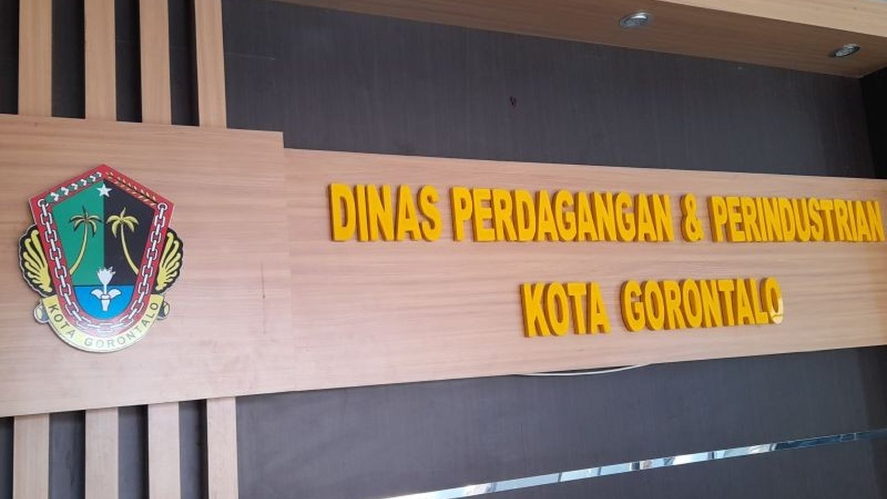 Pemerintah Kota Gorontalo memfasilitasi pedagang menggelar pasar senggol Ramadhan 1446 H, dimulai 5 Ramadhan, untuk menggerakkan perekonomian dan memberikan kesempatan usaha.