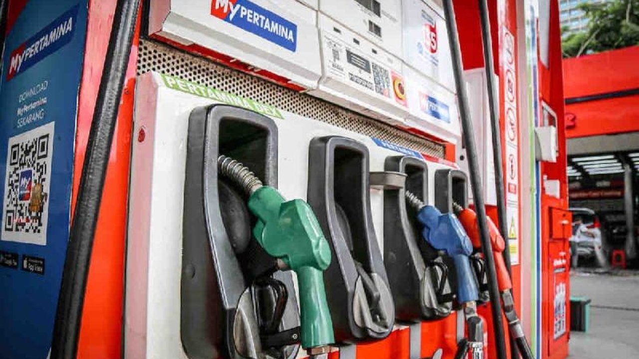 Pertamina umumkan penurunan harga BBM Dex Series di beberapa wilayah, mulai 1 Maret 2025, selaras dengan Kepmen ESDM No. 245.K/MG.01/MEM.M/2022.