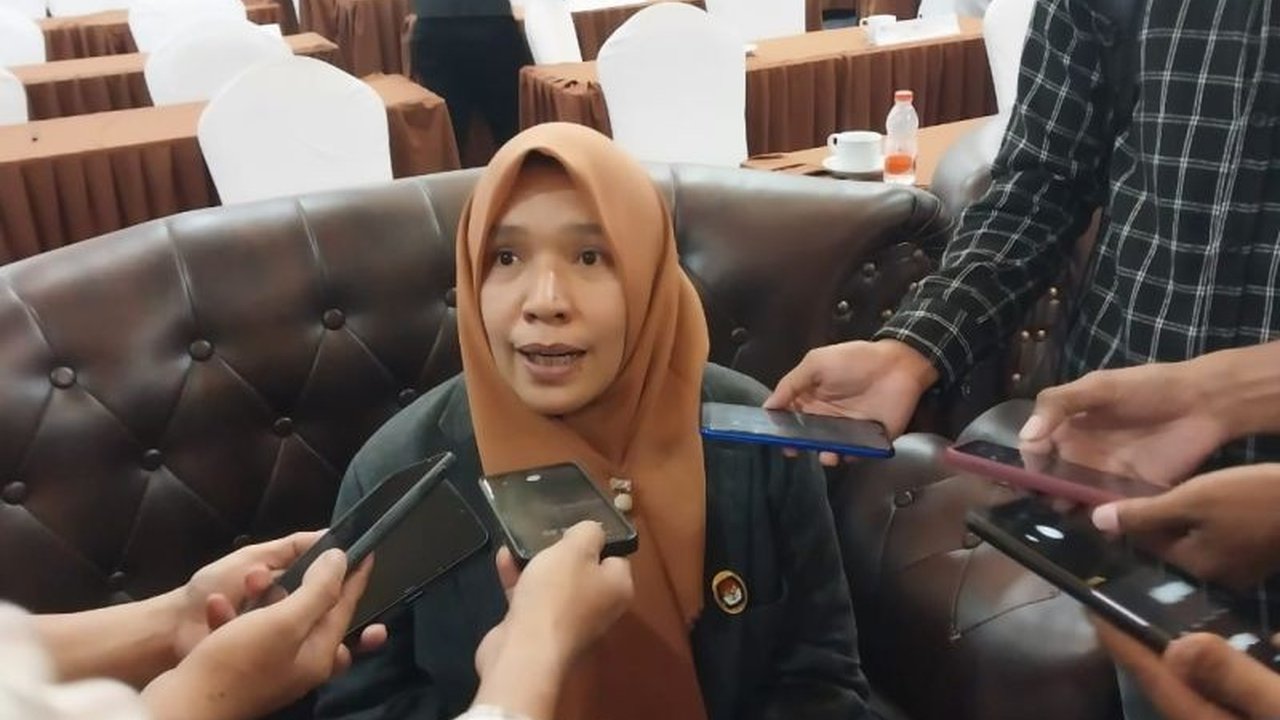 KPU Maluku Utara resmi menetapkan jadwal Pemungutan Suara Ulang (PSU) Pilkada Pulau Taliabu pada 5 April 2025 mendatang, dengan anggaran mencapai miliaran rupiah untuk menjamin kelancaran proses.