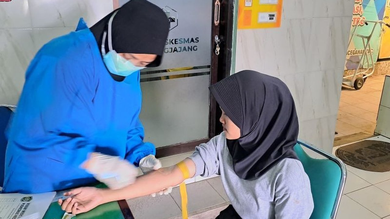 Pemkab Lumajang akan menerapkan layanan kesehatan dan persalinan gratis mulai awal Maret 2024, sebagai program unggulan Bupati dan Wakil Bupati terpilih.