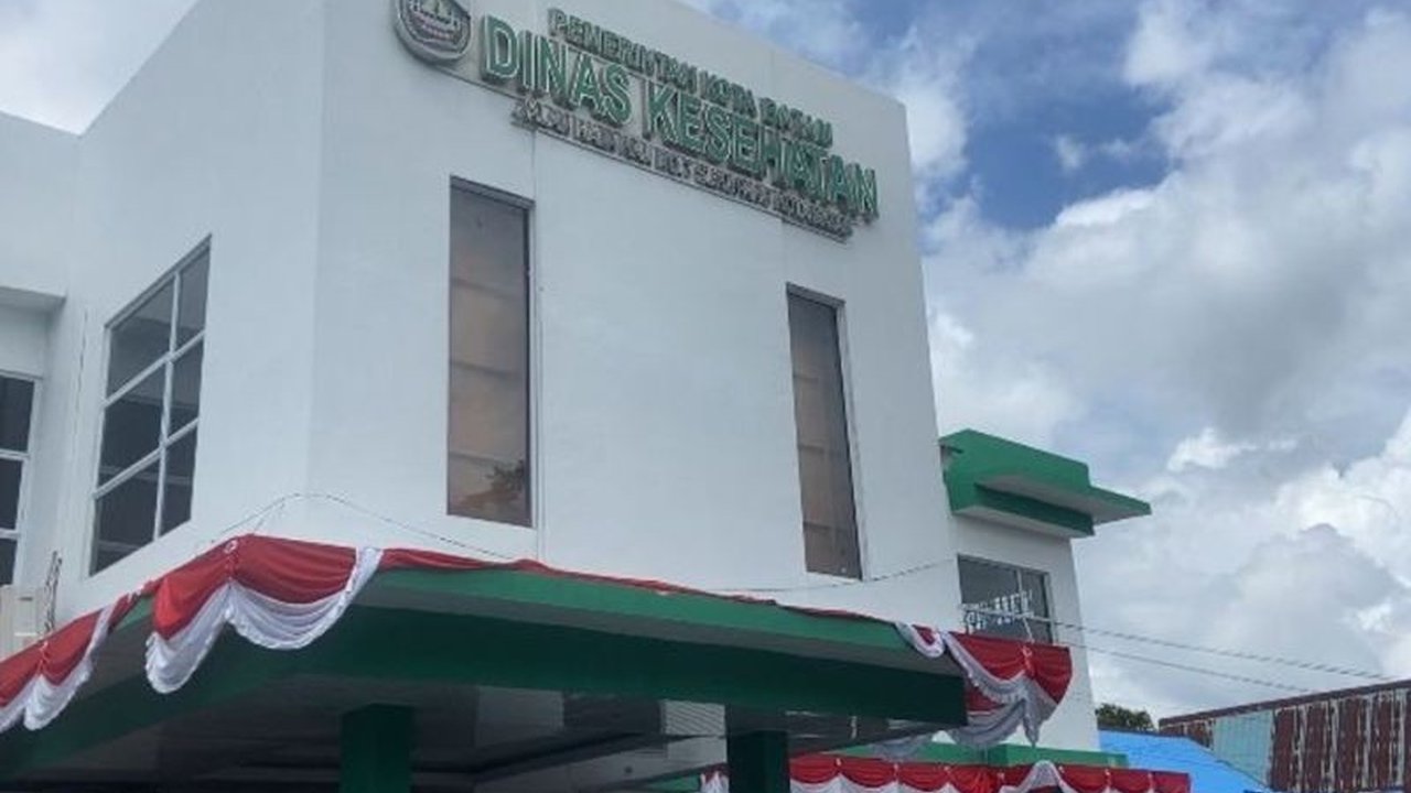 Dinas Kesehatan Batam gencar awasi takjil Ramadhan untuk mencegah peredaran makanan mengandung bahan berbahaya seperti formalin dan boraks, himbau masyarakat lebih waspada.