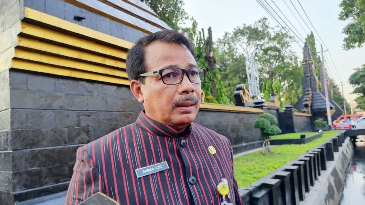 Sebanyak 300 kepala keluarga di Jawa Tengah antre untuk mengikuti program transmigrasi demi meningkatkan taraf hidup dan membangun daerah terpencil di Indonesia.