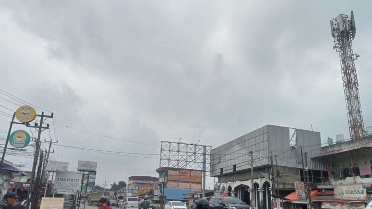 Sekretaris Daerah Provinsi Jambi mengimbau masyarakat, ASN, dan instansi pemerintah untuk menghemat penggunaan listrik selama Ramadhan guna mencegah pemadaman dan meningkatkan efisiensi energi.