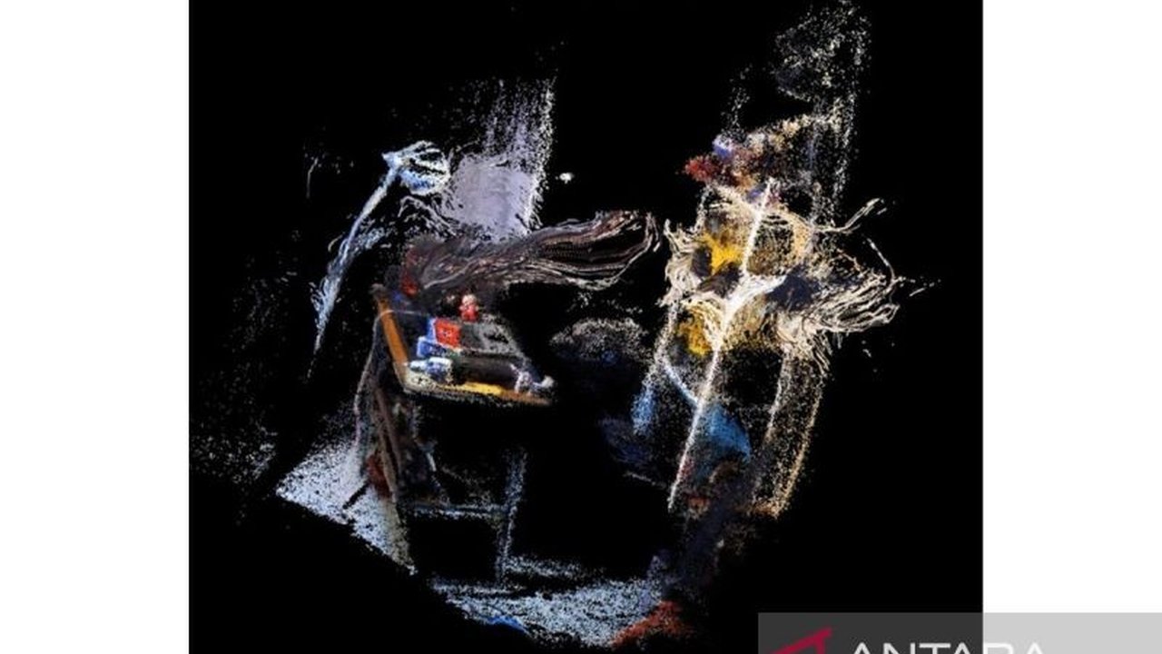 Astrolab, band indie asal Bandung, meluncurkan EP terbaru 'Transcending Time' yang menampilkan kolaborasi unik dengan mendiang gitaris rock legendaris Hari Soebardja.