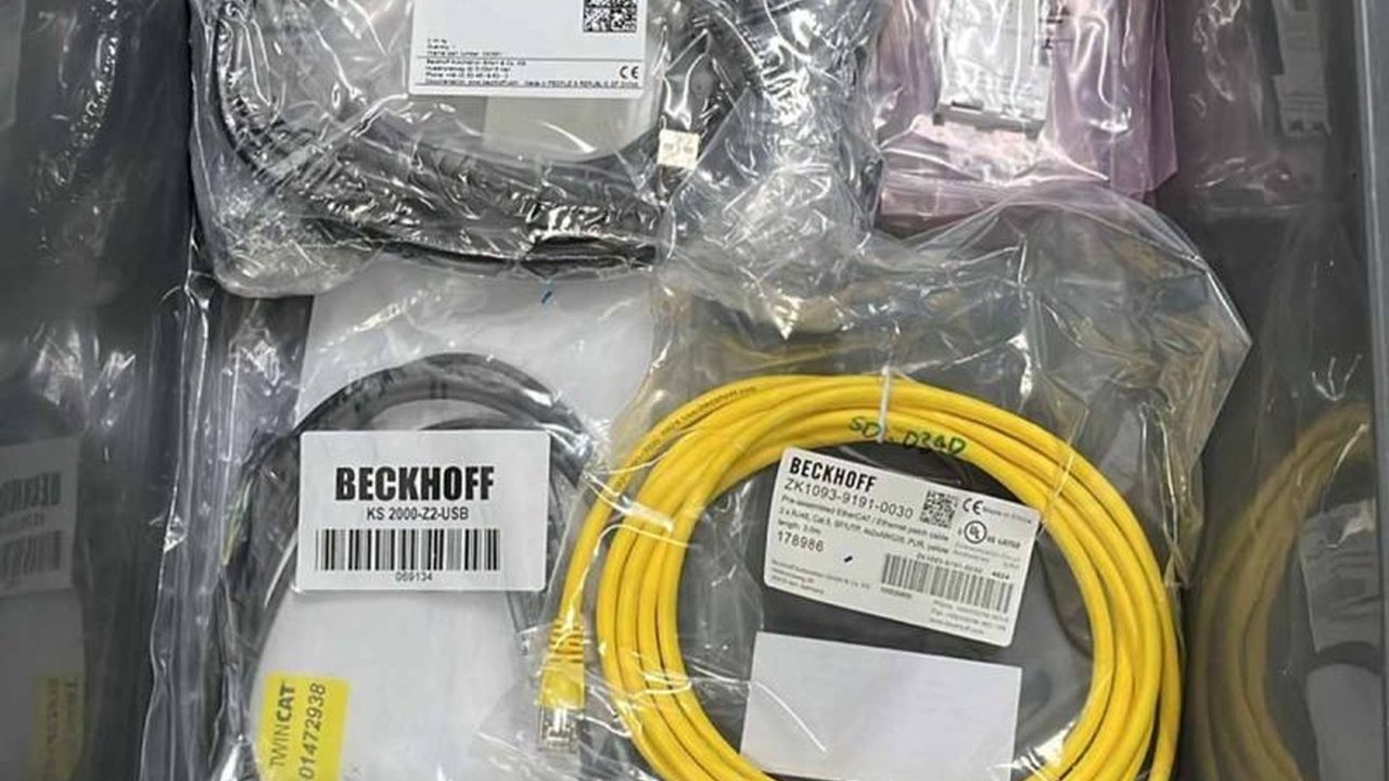 Bea Cukai Banda Aceh memberikan fasilitas kepabeanan dan cukai kepada Universitas Syiah Kuala untuk mendukung pengembangan riset dan ilmu pengetahuan, khususnya di bidang kesehatan.