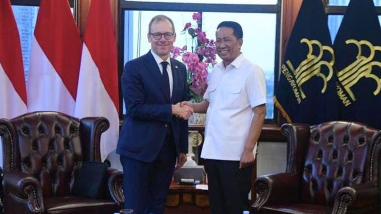 Menteri Hukum dan HAM RI membuka peluang bagi Swiss untuk memperluas kerja sama bantuan hukum timbal balik, termasuk ekstradisi, demi meningkatkan investasi dan perdagangan bilateral.