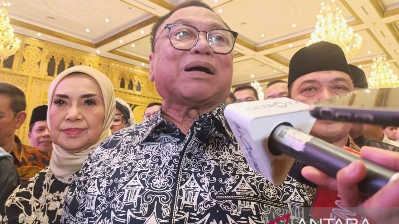 Ketua Umum Partai Hanura, Oesman Sapta Odang (Oso), menyatakan tidak akan mengatur kepala daerah yang diusung partainya,  memberikan kepercayaan penuh pada pemimpin daerah untuk membangun daerahnya masing-masing.