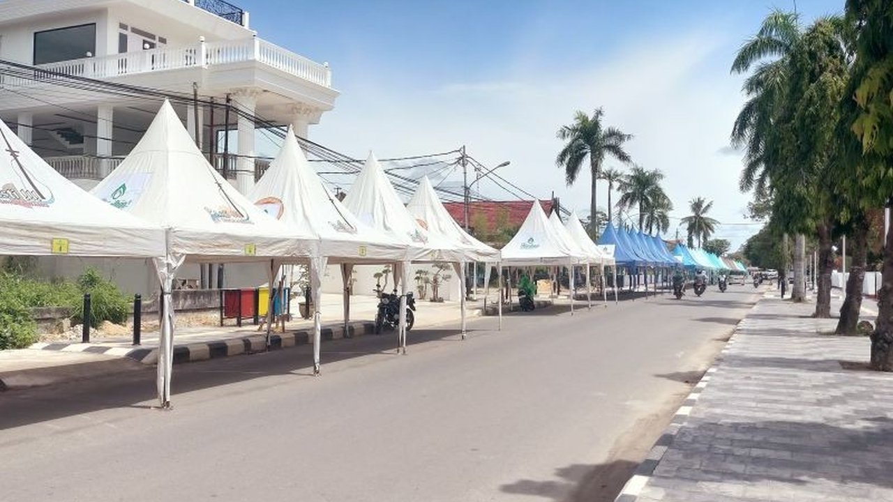 Pemkot Singkawang siapkan 75 tenda gratis untuk UMKM di Ramadhan Fair 2025,  berkolaborasi dengan panitia Imlek dan Cap Go Meh untuk dekorasi bernuansa Islam di Kota Singkawang.