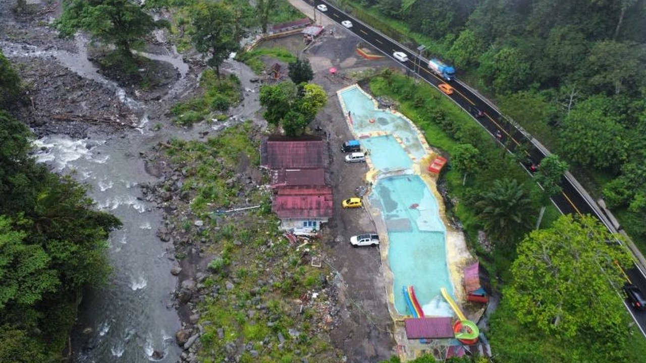 Balai Konservasi Sumber Daya Alam (BKSDA) Sumatera Barat memastikan aktivitas wisata pemandian di Lembah Anai ilegal dan akan berkoordinasi dengan pihak kepolisian untuk menindaklanjuti.