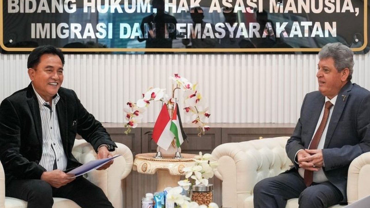 Pemerintah Indonesia akan menerbitkan visa baru bagi mahasiswa Palestina penerima beasiswa, sekaligus menegaskan komitmen dukungan terhadap kemerdekaan Palestina.
