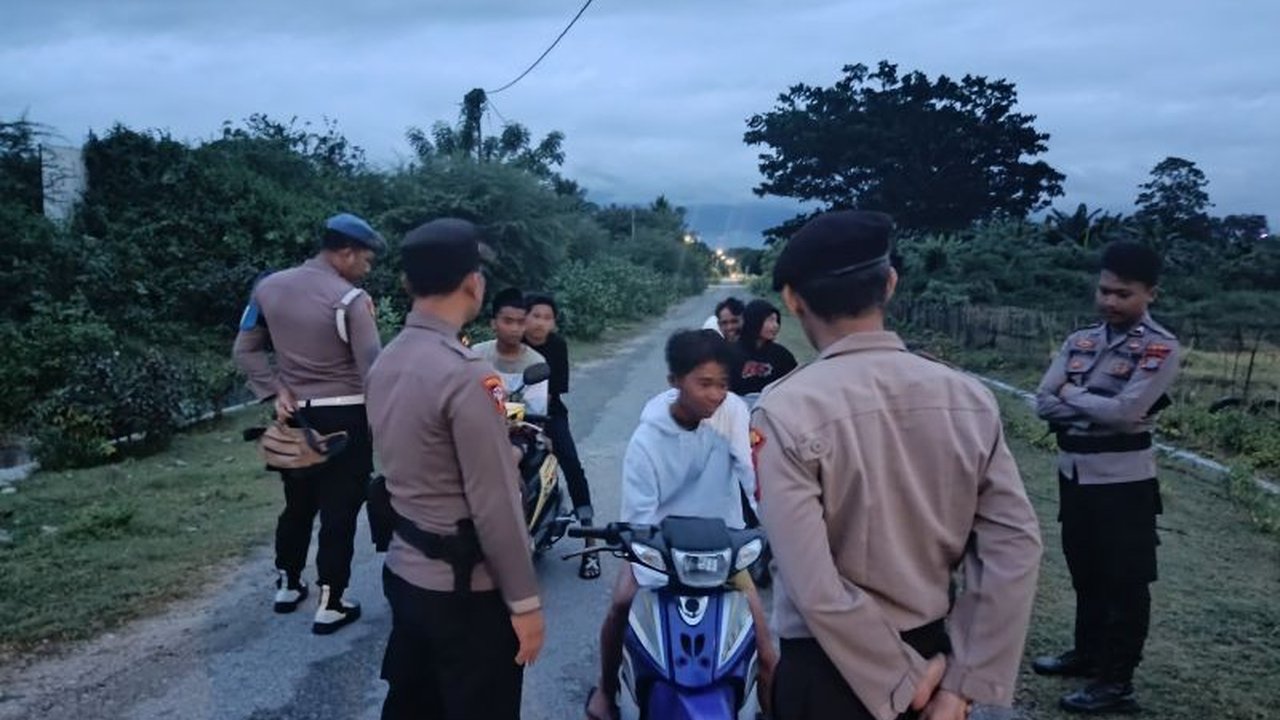 Polres Sigi gencar melakukan patroli di lokasi rawan untuk mencegah tawuran dan kriminalitas selama Ramadhan, menyusul insiden tawuran di Desa Bora yang melukai dua warga.