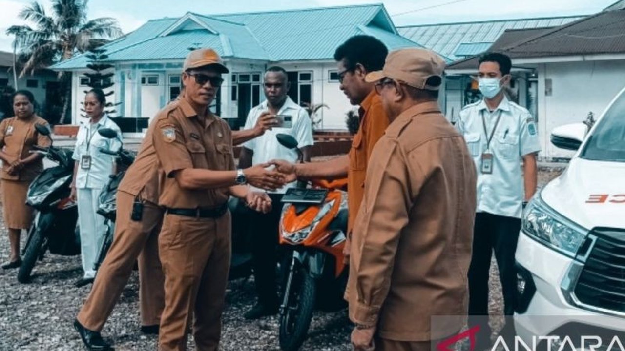 Dinas Kesehatan Biak Numfor mengintegrasikan layanan primer kesehatan untuk meningkatkan derajat kesehatan masyarakat di berbagai kampung melalui pendekatan promotif, preventif, kuratif, dan rehabilitatif.