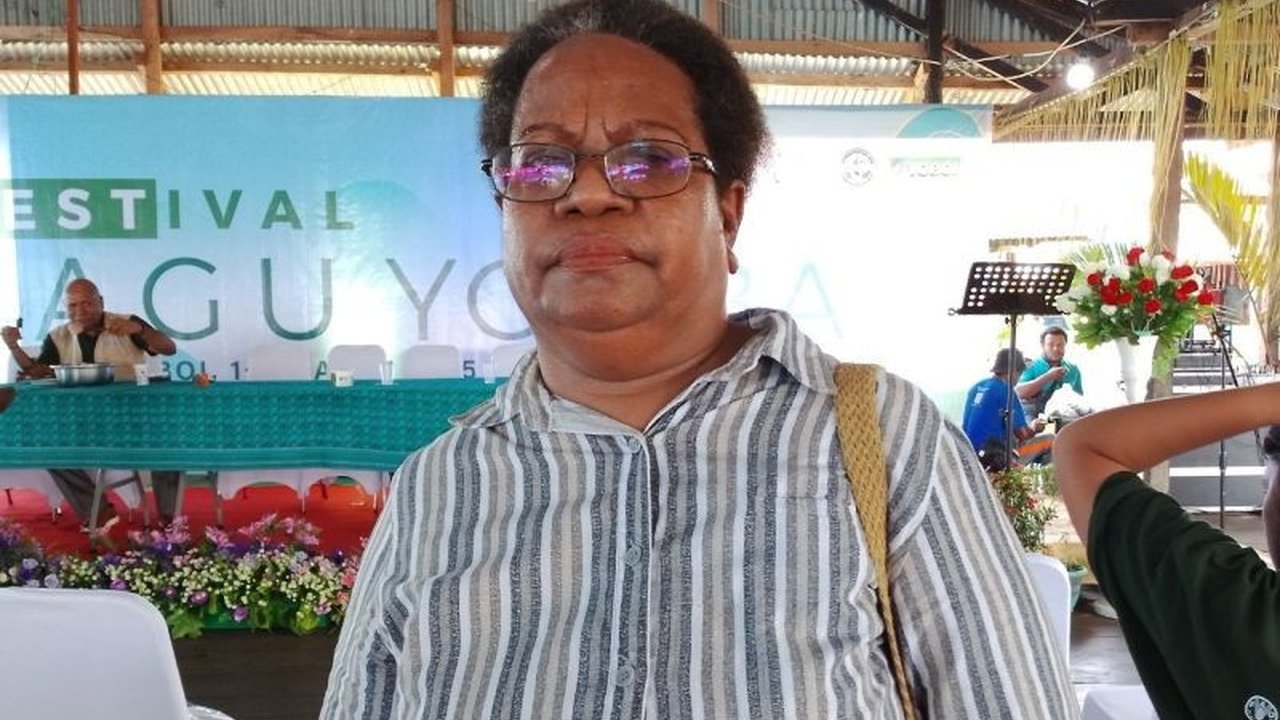 Akademisi Uncen, Marlina Flassy, mengimbau pelestarian nyanyian adat Papua sebagai identitas budaya yang terancam modernisasi dan teknologi digital.